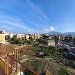 Spacious Apartment With Mountain Panorama