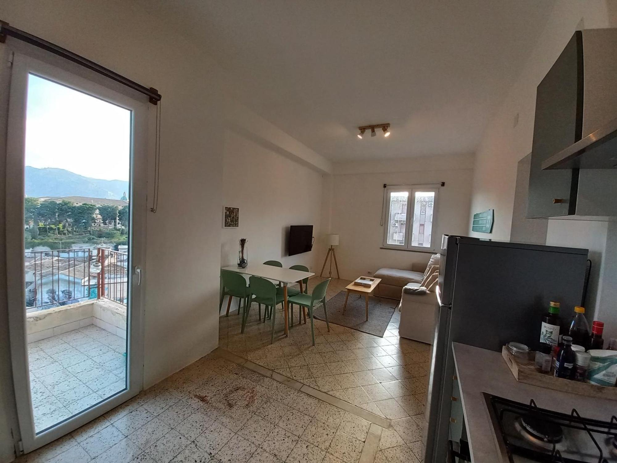 Appartamento Spacious With Mountain Panorama Palermo